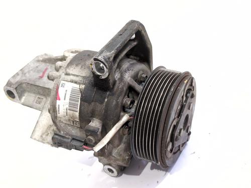 Used AC compressor AC compressor DACIA SANDERO II TCe 90 (B8M1, B8MA, B8AC) (90 hp) 34197548 34197548