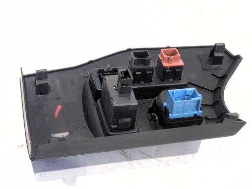 Motor de regulación de faros PEUGEOT PARTNER Tepee 1.6 BlueHDi 100 | BP30695663E19 