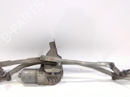Used Front wiper motor BMW 5 (F10) 520 d (163 hp) 28808667