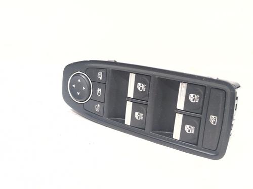 Used Left front window switch Left front window switch RENAULT CLIO V (B7_) [2019-2026] 39956618 39956618