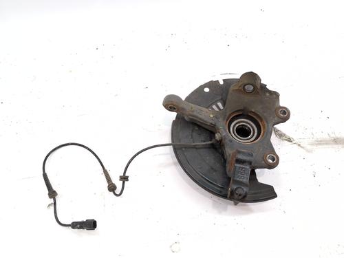 Used Right front steering knuckle RENAULT CLIO V (B7_) [2019-2025]  24538869