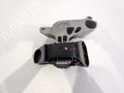 Used Engine mount RENAULT SYMBIOZ E-Tech 145 (143 hp) 28025095