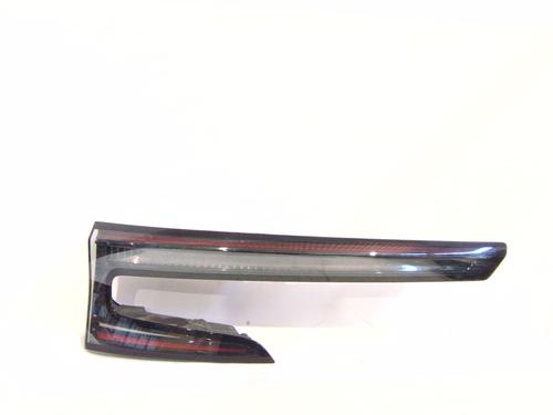 left-tailgate-light-renault-rafale-coupe-dgm_-2023-37174042 main image