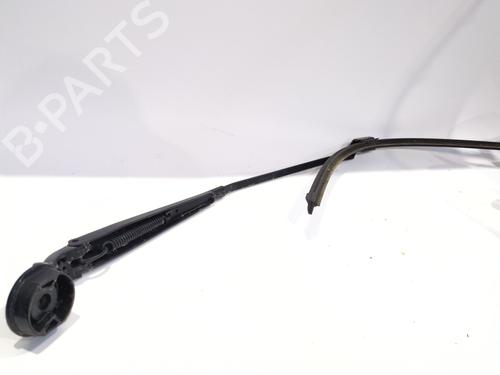 front-windshield-wiper-arm-renault-espace-v-jr_-2015-2016-2017-2018-2019-2020-2021-2022-2023-33233139 main image
