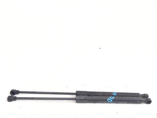 Used Tailgate lift support Tailgate lift support RENAULT MEGANE IV Hatchback (B9A/M/N_) 1.5 Blue dCi 115 (B9A6) (116 hp) 33820170 33820170