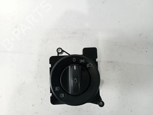 Used Headlight switch VW CRAFTER 30-50 Platform/Chassis (2F_) 2.0 TDI (136 hp) 17815479