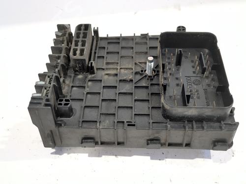 Fuse box VW PASSAT B6 Variant (3C5) | BP29249030E1