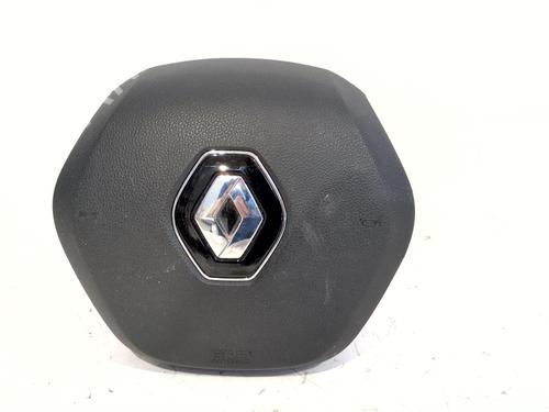 driver-airbag-renault-megane-iv-hatchback-b9amn_-2015-38176581 main image