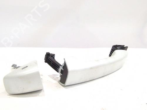 Used Front left exterior door handle RENAULT AUSTRAL E-TECH 200 Hybrid (HGM2) (199 hp) 30458815