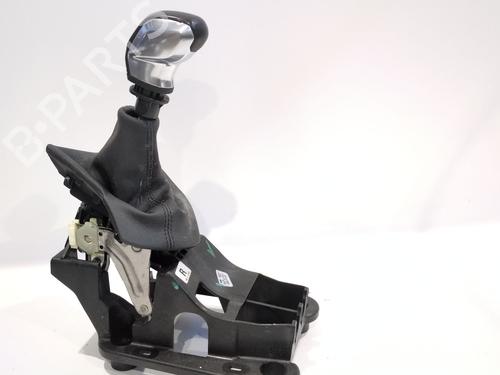 Gear lever PEUGEOT 208 I (CA_, CC_) 1.2 PureTech 82 | BP25036870M90