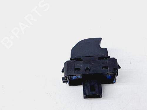 Højre bagtil elrude kontakt Højre bagtil elrude kontakt RENAULT MEGANE IV Grandtour (K9A/M/N_) 1.3 TCe 100 (K9N8) (102 hp) 35815911 35815911