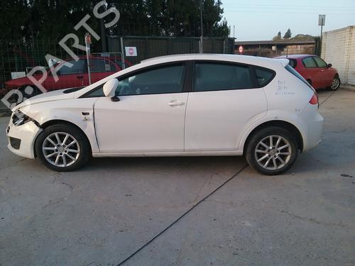 Right front window motor SEAT LEON (1P1)  | BP13430002E20 