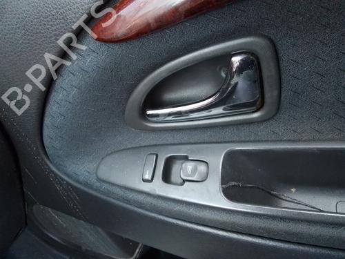 Used Right front window switch Right front window switch 35816273 35816273