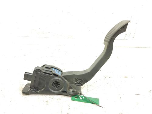 Used Pedal FORD KUGA II (DM2) [2012-2025]  30787256