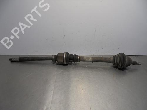 Used Right front driveshaft PEUGEOT 5008 (0U_, 0E_) 1.6 HDi (112 hp) 13470545