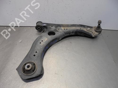 Used Right front suspension arm SKODA KAMIQ (NW4) 1.6 TDI (115 hp) 18504965