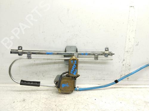 Lève-vitre arrière gauche MERCEDES-BENZ C-CLASS (W202) C 180 (202.018) (122 hp) 30906061