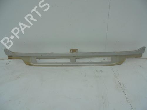 Kühlergrill MITSUBISHI GALLOPER (JK-01) [1998-2003]  13428270