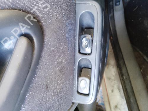Used Left front window switch Left front window switch 35818618 35818618