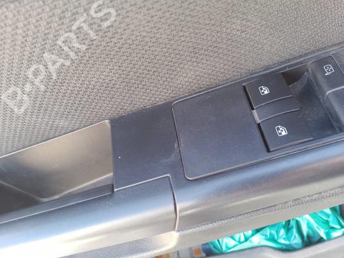 left-front-window-switch-opel-astra-h-a04-2004-2005-2006-2007-2008-2009-2010-2011-2012-2013-2014-35816943 main image