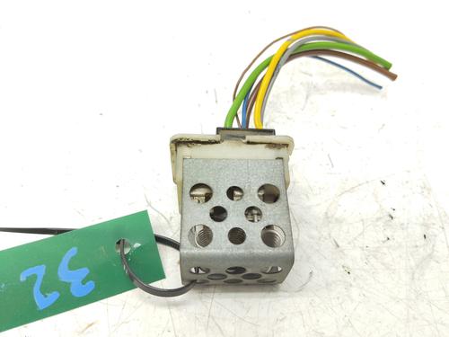 Used Heater resistor OPEL ASTRA G Hatchback (T98) [1998-2009]  26973975