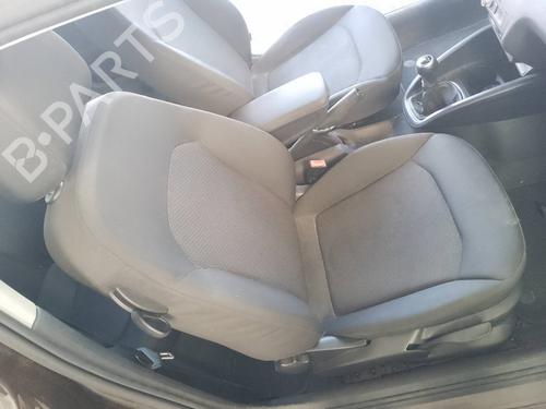 Used Right front seat Right front seat 35817501 35817501