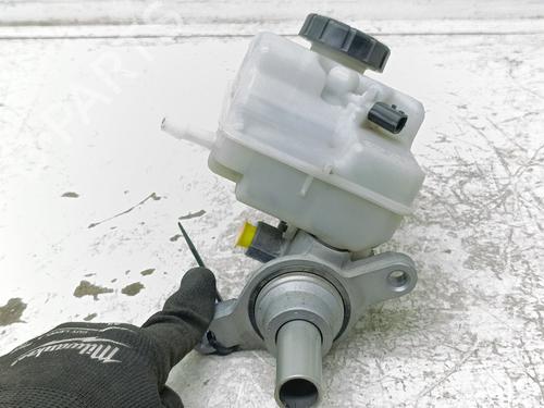 Brake master cylinder SMART FORFOUR Hatchback (453) | BP37442610M77 - Image 3