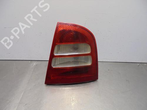 Højre baglygte SKODA OCTAVIA I (1U2) 1.9 TDI (90 hp) 13427531