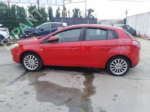 Brugte FIAT BRAVO II (198_) 1.9 D Multijet (198AXB1A) (120 hp) 4368700