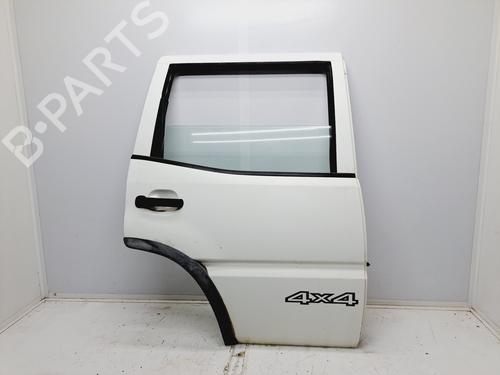Used Right rear door NISSAN TERRANO II (R20) 2.7 TDi 4WD (125 hp) 18240691