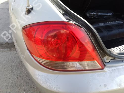 left-taillight-hyundai-coupe-ii-gk-2001-2002-2003-2004-2005-2006-2007-2008-2009-2010-2011-2012-35816661 main image
