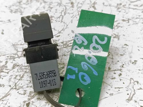 Left rear window switch VW GOLF V (1K1) 1.9 TDI | BP38267017I29 - Image 3