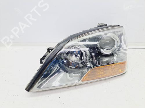 Used Left headlight KIA SORENTO I (JC) 2.5 CRDi (170 hp) 18143744