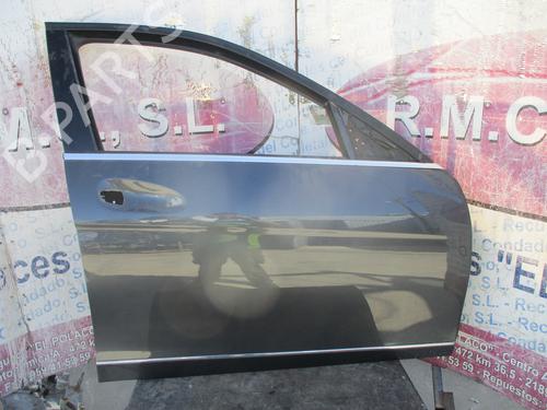 Used Right front door MERCEDES-BENZ C-CLASS (W204) [2007-2015]  13446791