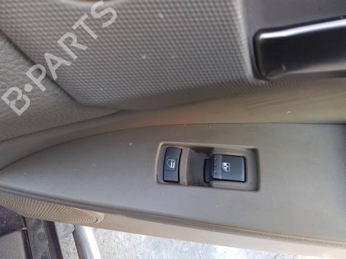 right-front-window-switch-ssangyong-kyron-2005-2006-2007-2008-2009-2010-2011-2012-2013-2014-35815852 main image