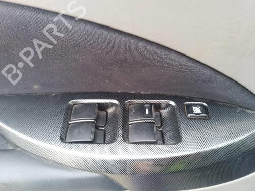 left-front-window-switch-mitsubishi-grandis-na_w-2003-2004-2005-2006-2007-2008-2009-2010-2011-35817194 main image