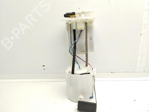 Used Fuel pump TOYOTA YARIS (_P13_) 1.5 Hybrid (NHP130_, NHP130) (101 hp) 19063771
