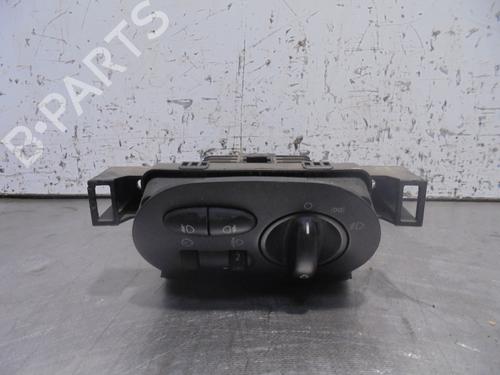 Used Headlight switch Headlight switch ROVER 75 (RJ) 2.0 CDT (115 hp) 13425486 13425486