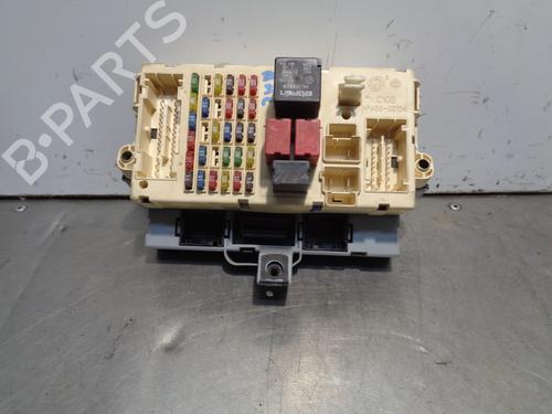 Caja reles / fusibles FIAT PUNTO Hatchback Van (188_) 1.2 60 (60 hp) 13425900