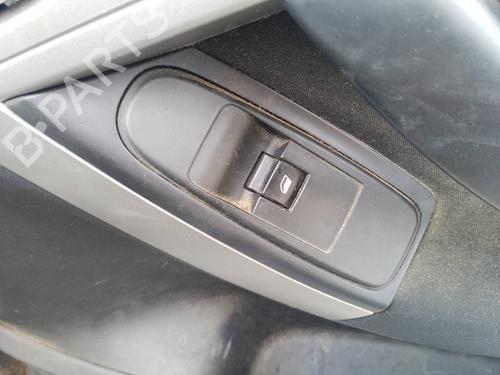 Used Right front window switch Right front window switch 35817801 35817801