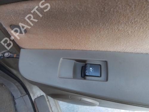 right-rear-window-switch-ssangyong-kyron-2005-2006-2007-2008-2009-2010-2011-2012-2013-2014-35815809 main image