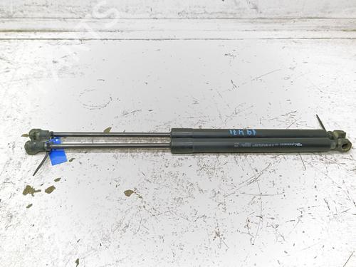 tailgate-lift-support-dacia-sandero-iii-2021-38304932 main image