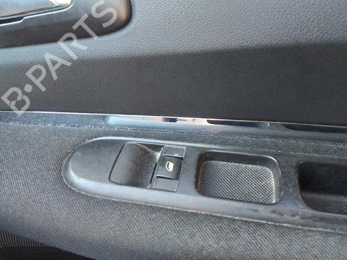 Used Right front window switch Right front window switch 35816195 35816195