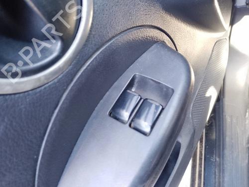 Used Left front window switch Left front window switch 35816966 35816966