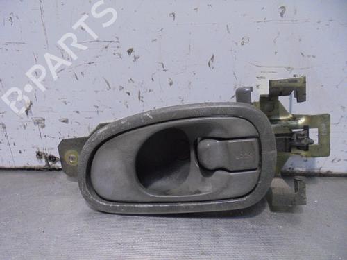Used Front right interior door handle KIA CARNIVAL II (GQ) 2.9 CRDi (144 hp) 13469687