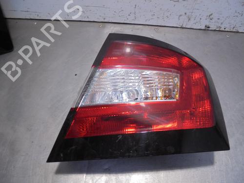 Fanale Posteriore Destro TYC Per Skoda Fabia NJ3 (2007-2014), Omologato ECE, Senza Portalampada, Facile Da Sostituire