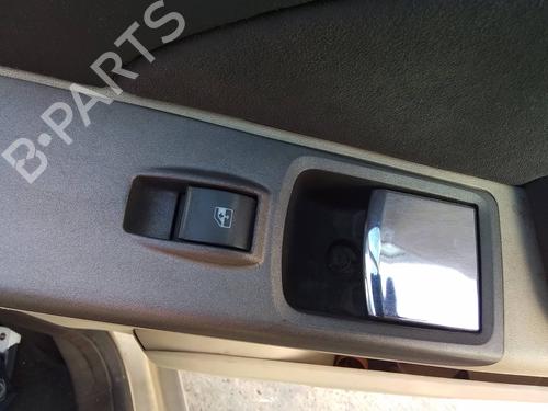 Used Right front window switch Right front window switch 35815870 35815870