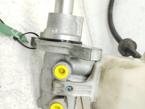 Brake master cylinder FIAT 500L (351_, 352_)  | BP27492132M77 