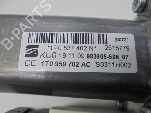 Right front window motor SEAT LEON (1P1)  | BP13430002E20 