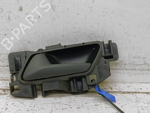 Used Front left interior door handle Front left interior door handle 37607737 37607737